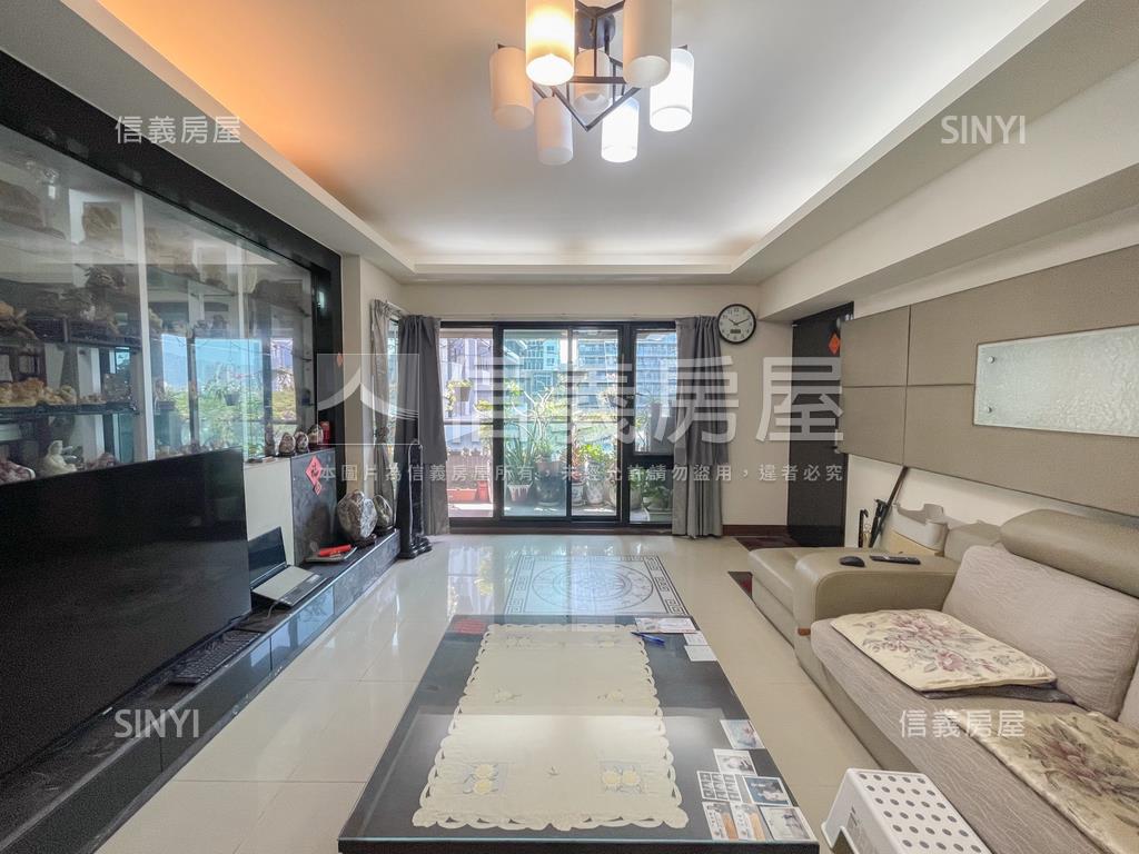 美術館太普風格四房平車房屋室內格局與周邊環境