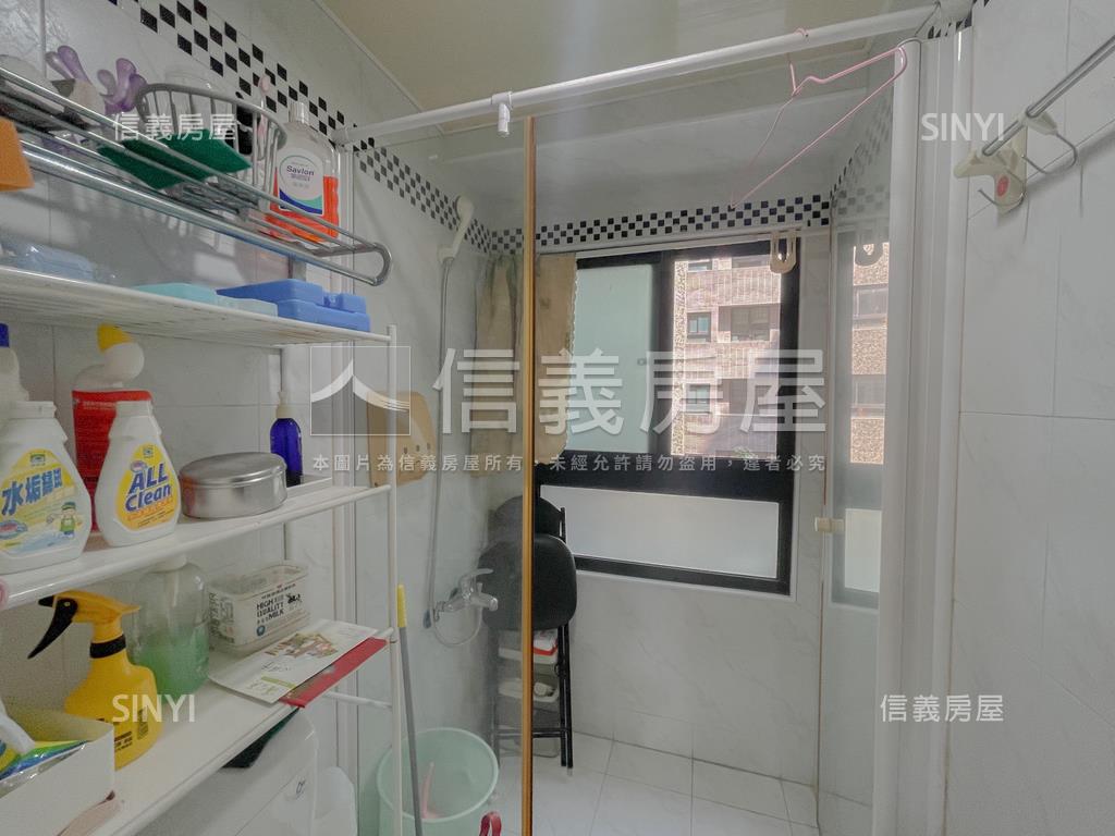 美術館太普風格四房平車房屋室內格局與周邊環境