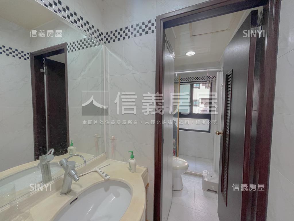 美術館太普風格四房平車房屋室內格局與周邊環境