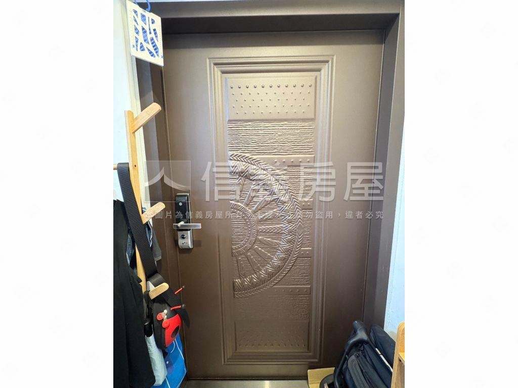 龍騰方正採光美屋房屋室內格局與周邊環境