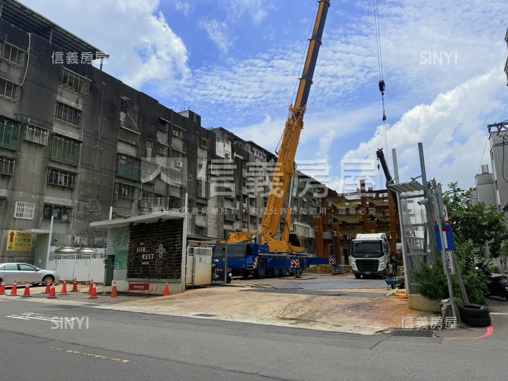 馥華原真三房平面車位房屋室內格局與周邊環境