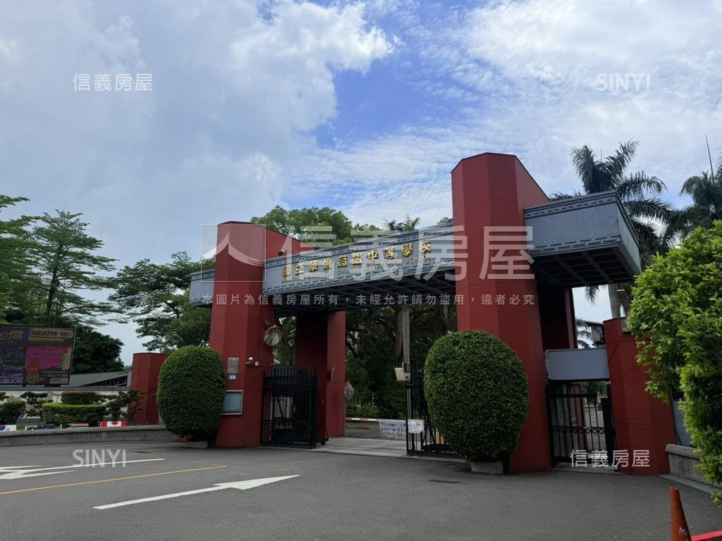 馥華原真三房平面車位房屋室內格局與周邊環境