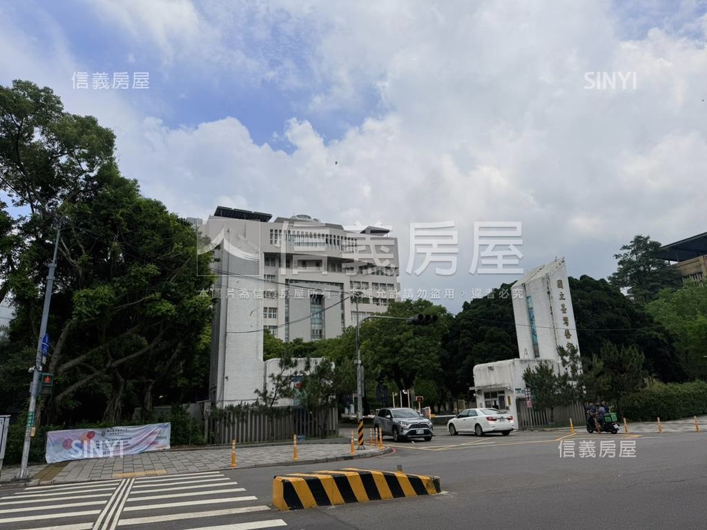 馥華原真三房平面車位房屋室內格局與周邊環境
