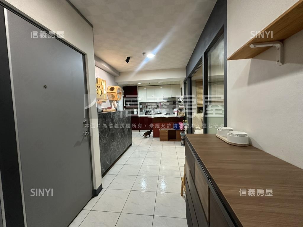 府城新象四房車位房屋室內格局與周邊環境