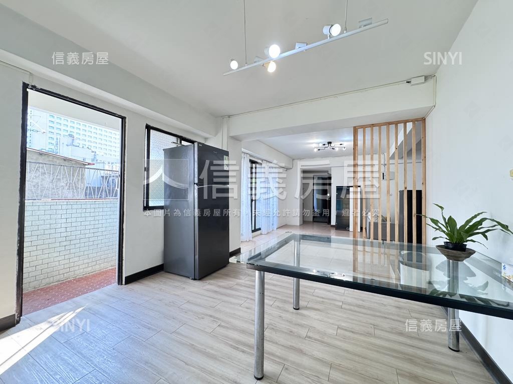 近中國醫３房美屋房屋室內格局與周邊環境