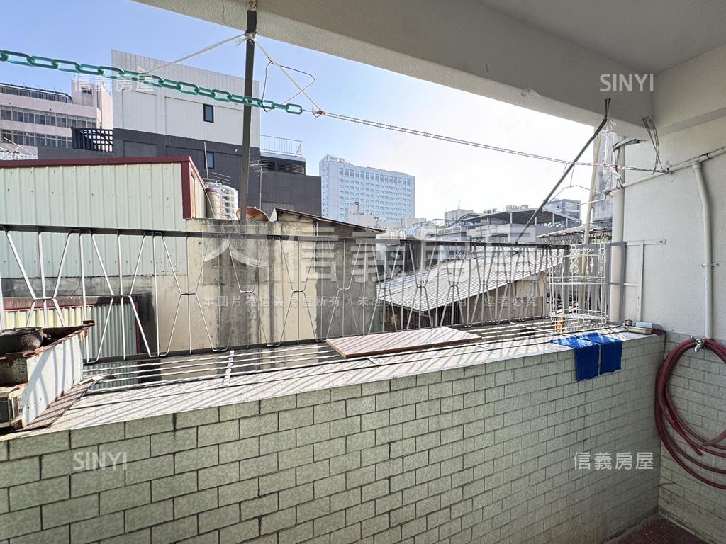 近中國醫３房美屋房屋室內格局與周邊環境