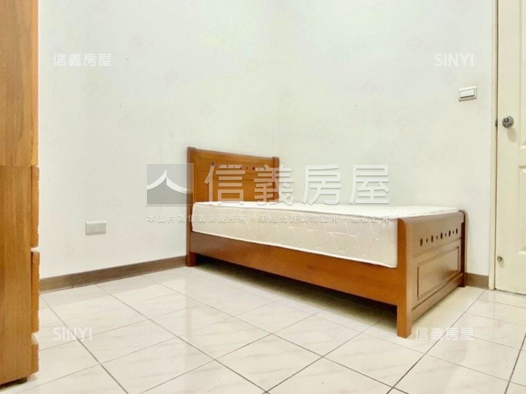 近興大｜電梯｜三房附車位房屋室內格局與周邊環境