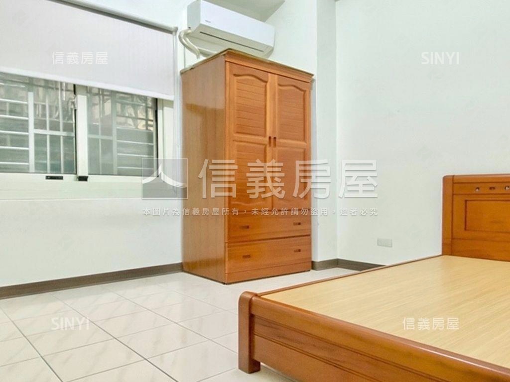 近興大｜電梯｜三房附車位房屋室內格局與周邊環境