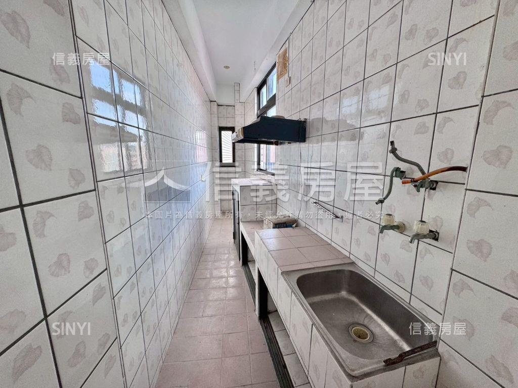 三芝市區採光美寓房屋室內格局與周邊環境