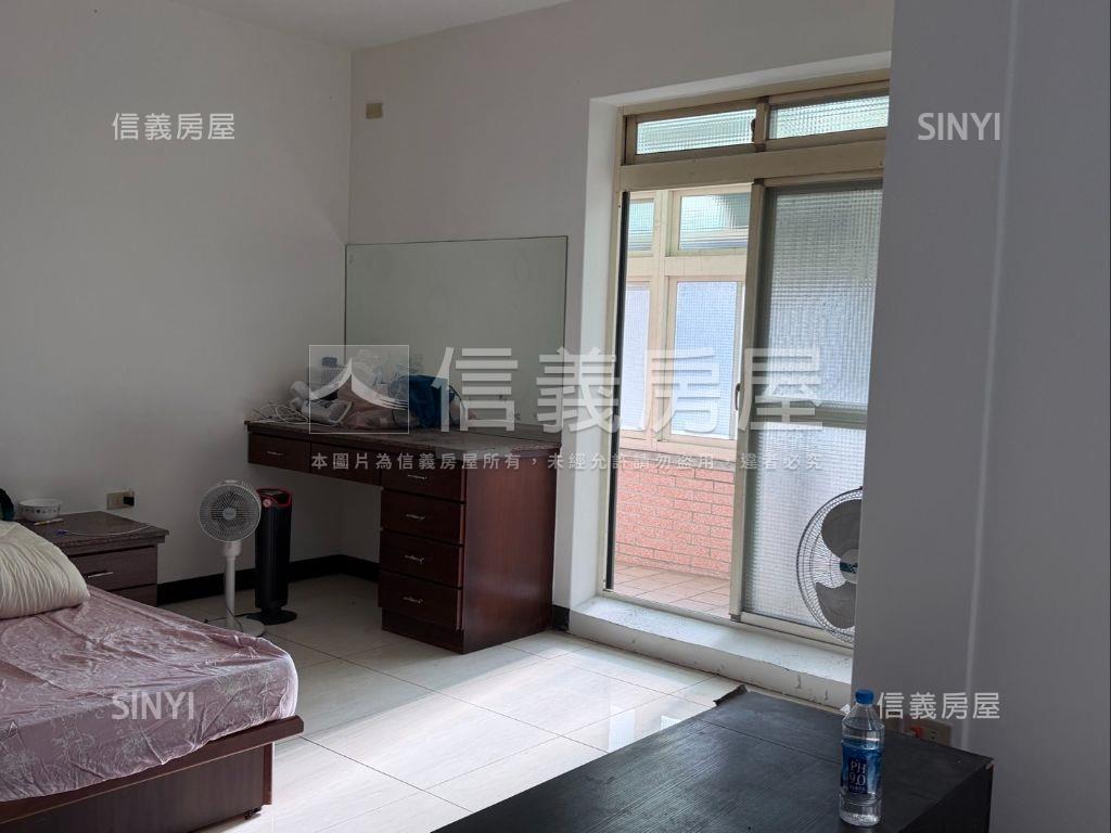 ｜稀有｜興隆公園邊間透天房屋室內格局與周邊環境