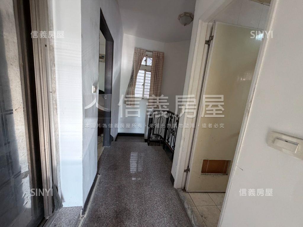 ｜稀有｜興隆公園邊間透天房屋室內格局與周邊環境