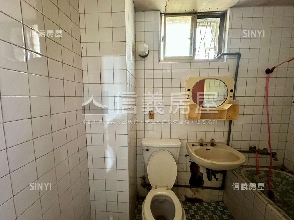 三民路一樓大空間房屋室內格局與周邊環境