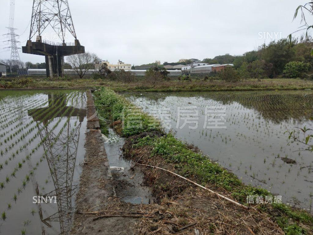 台中都市計畫內農地一房屋室內格局與周邊環境