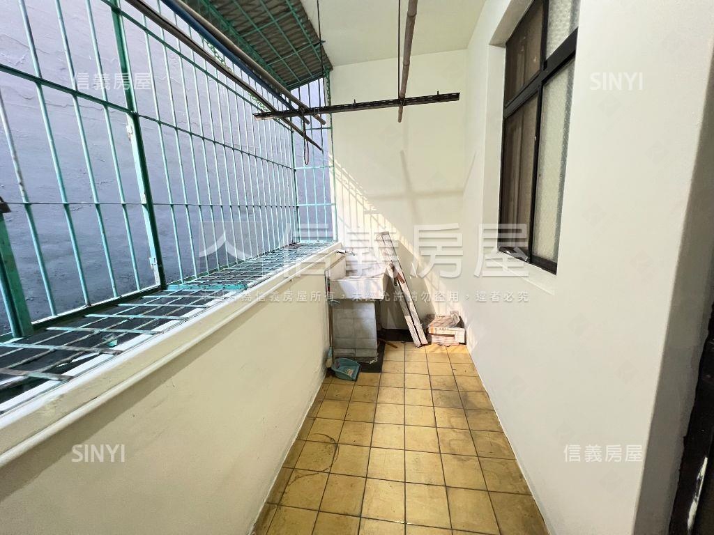 民安西路方正邊間三樓房屋室內格局與周邊環境