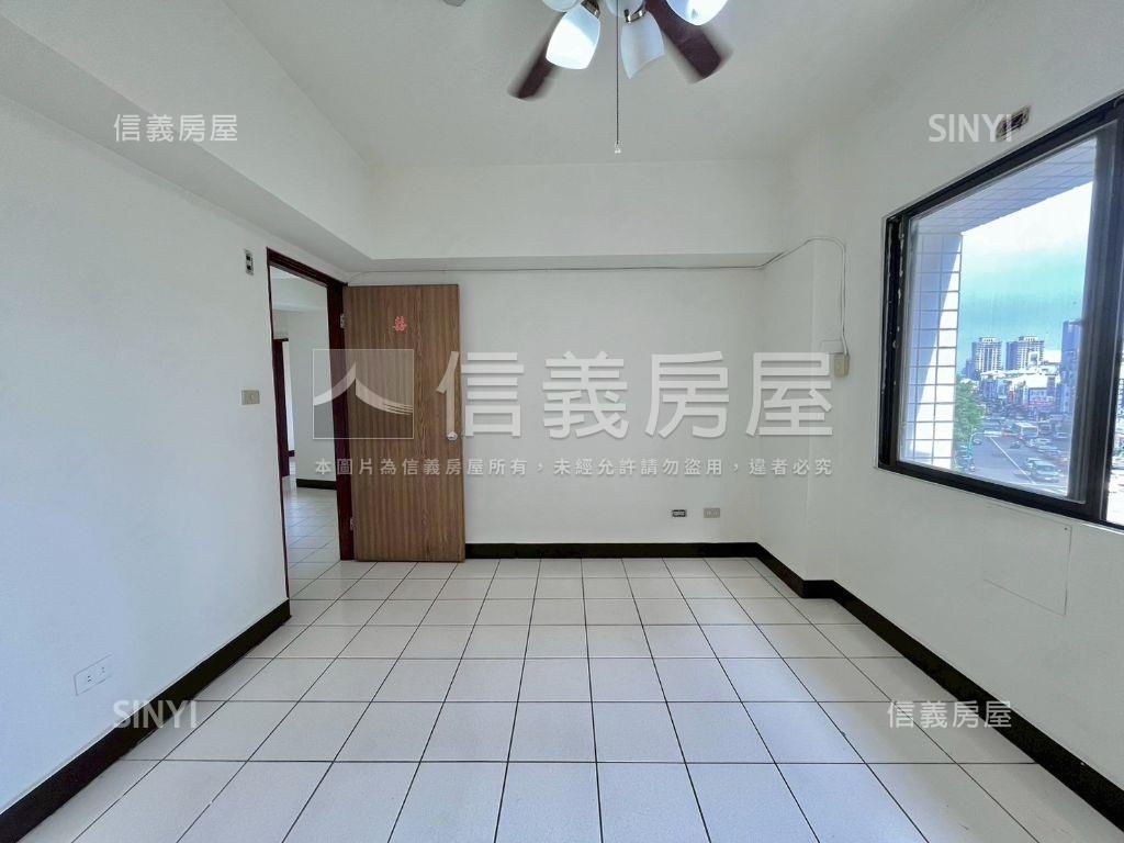 華興大樓★近華美市場三房房屋室內格局與周邊環境