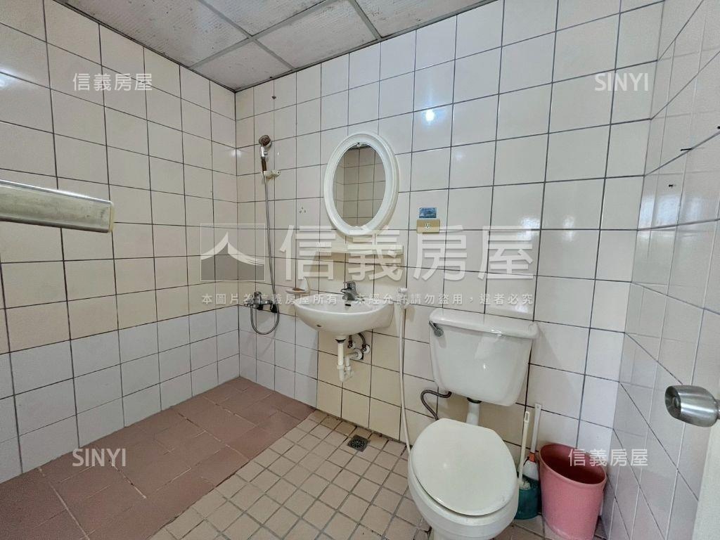 華興大樓★近華美市場三房房屋室內格局與周邊環境
