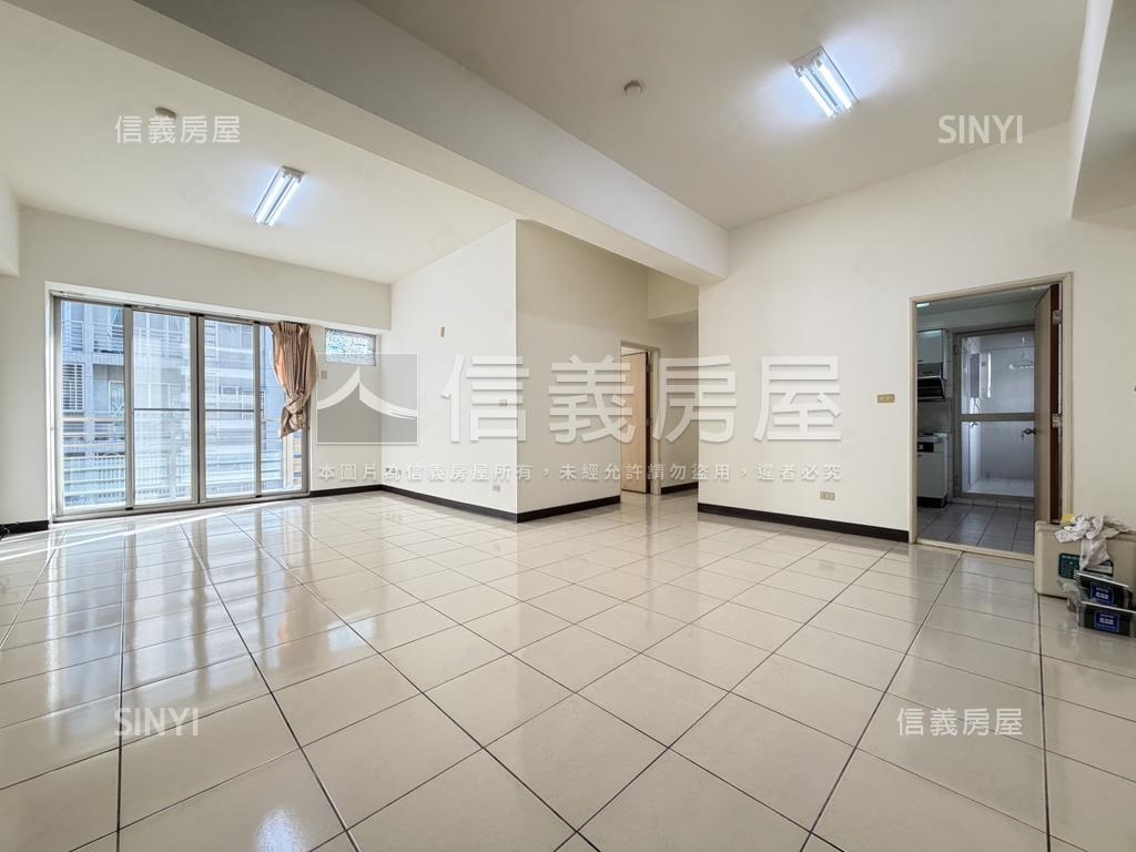 永康兵仔市商圈四房平車房屋室內格局與周邊環境