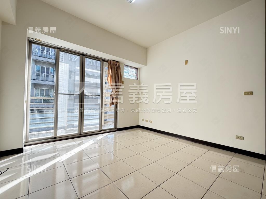 永康兵仔市商圈四房平車房屋室內格局與周邊環境