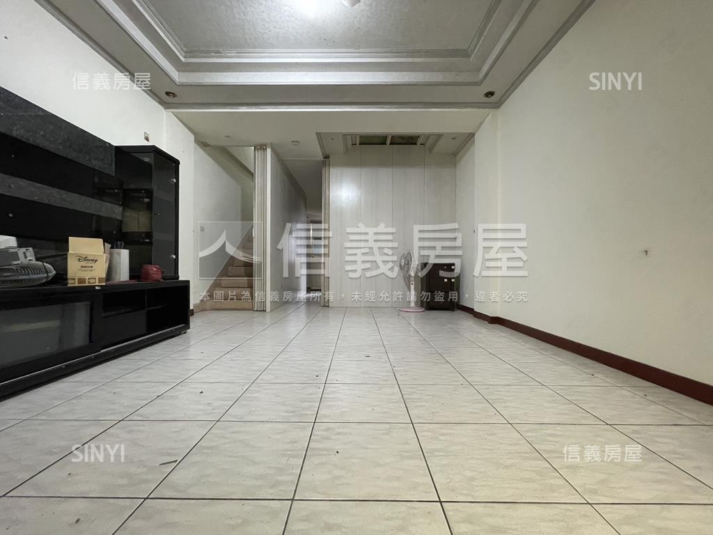 自強東路喜苑別墅鳥語花香房屋室內格局與周邊環境