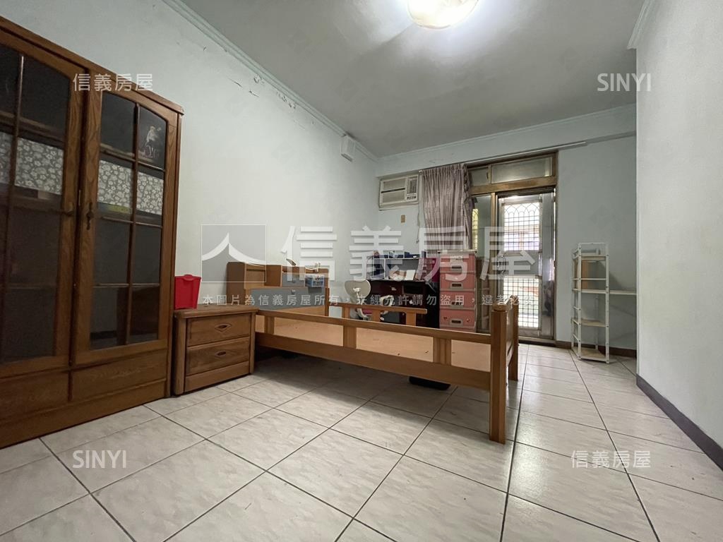 自強東路喜苑別墅鳥語花香房屋室內格局與周邊環境