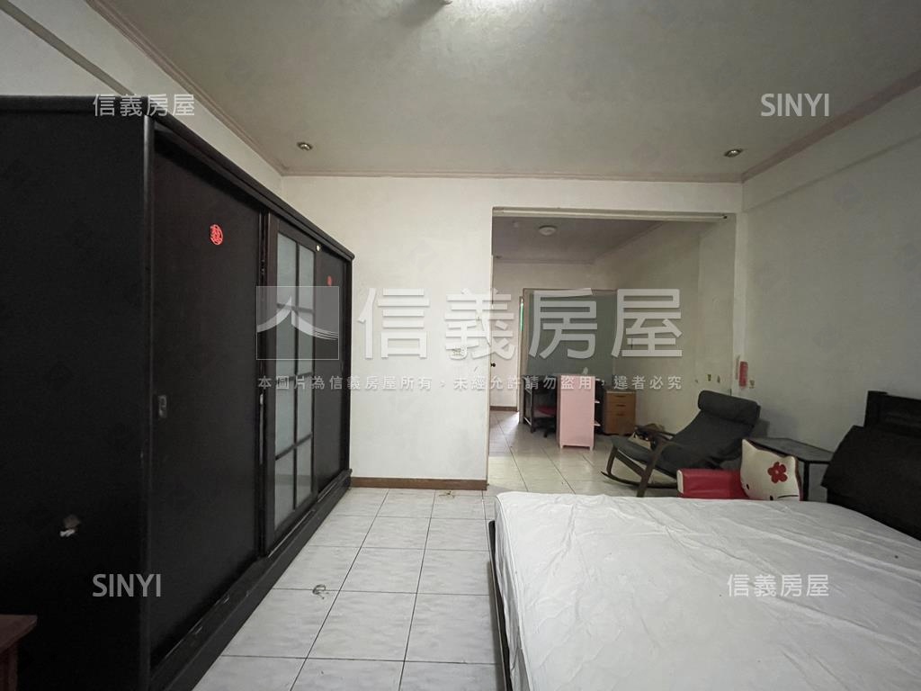 自強東路喜苑別墅鳥語花香房屋室內格局與周邊環境