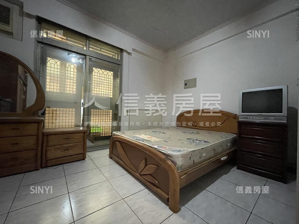 自強東路喜苑別墅鳥語花香房屋室內格局與周邊環境