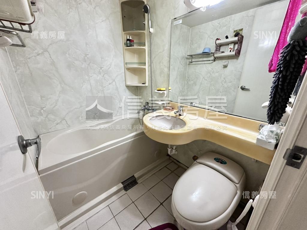 ★現代啟示近捷運電梯三房房屋室內格局與周邊環境