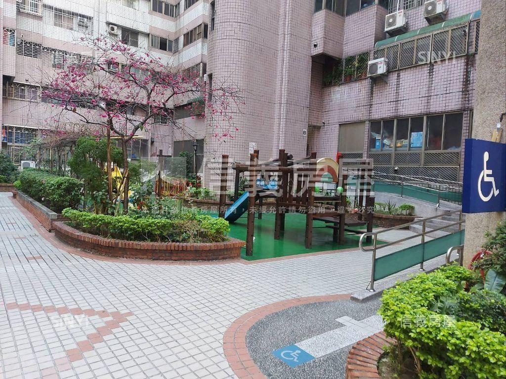 榮興商圈黃金住店房屋室內格局與周邊環境