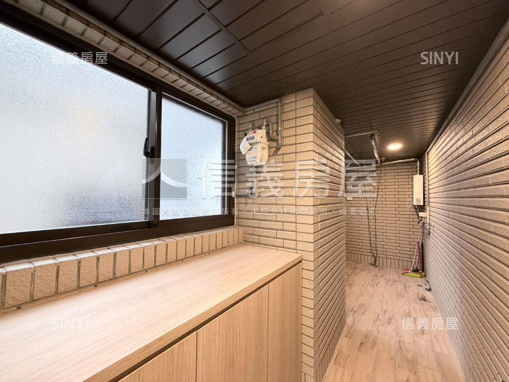 安和苑稀有大戶雙車位房屋室內格局與周邊環境