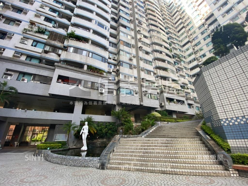 公園都市採光明亮宅房屋室內格局與周邊環境