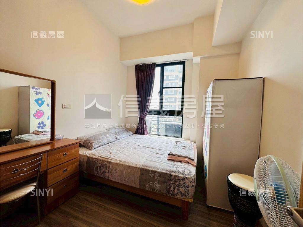 小港公園旁溫馨兩房平車房屋室內格局與周邊環境