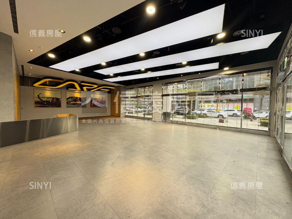 ♛內科門面旗艦店霸房屋室內格局與周邊環境