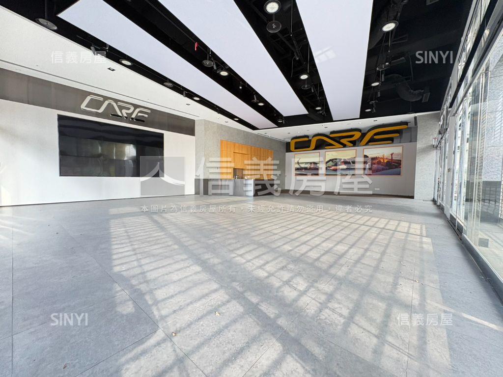 ♛內科門面旗艦店霸房屋室內格局與周邊環境