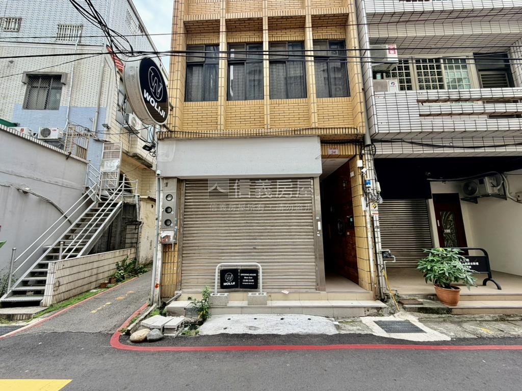 中原夜市邊間收租透店房屋室內格局與周邊環境