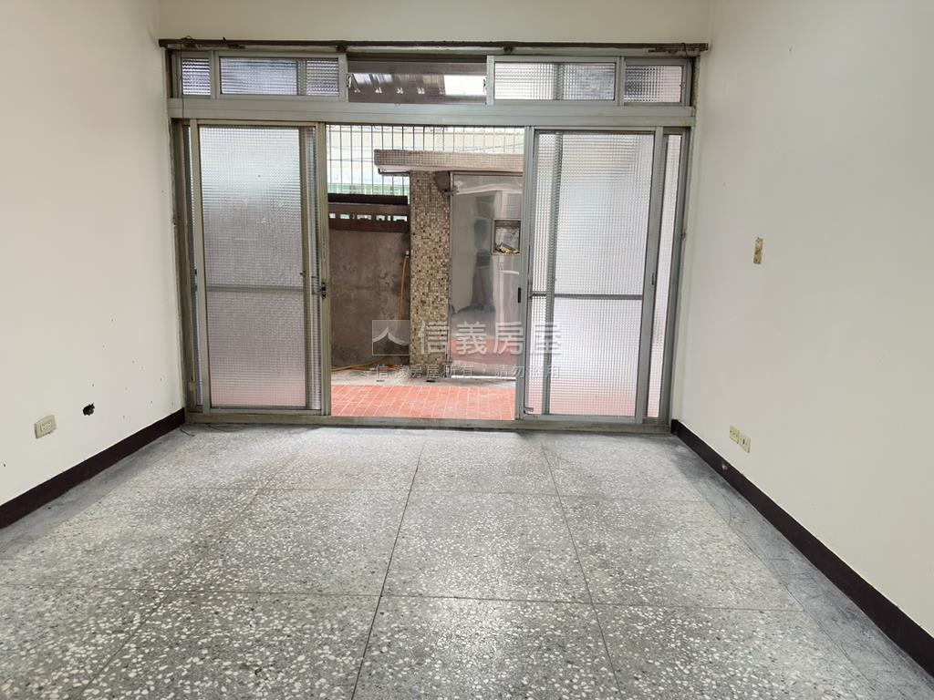 新店大坪林．漂亮靜巷一樓房屋室內格局與周邊環境
