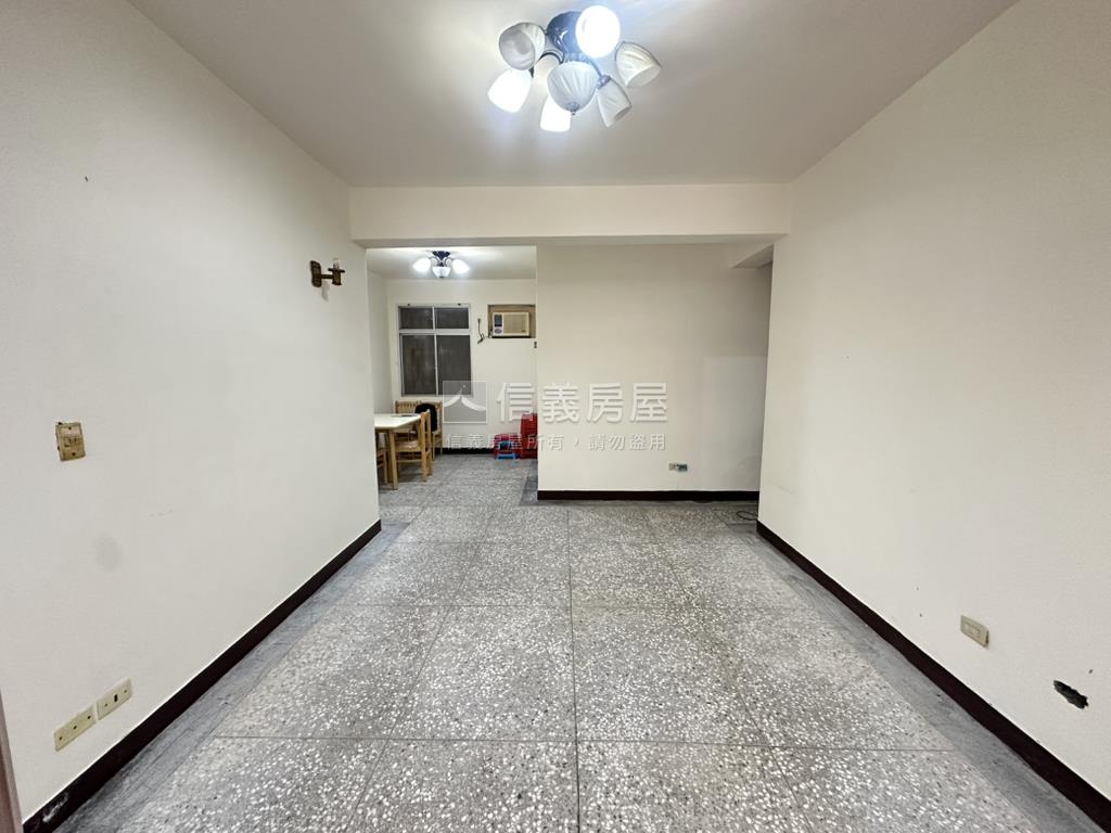 新店大坪林．漂亮靜巷一樓房屋室內格局與周邊環境