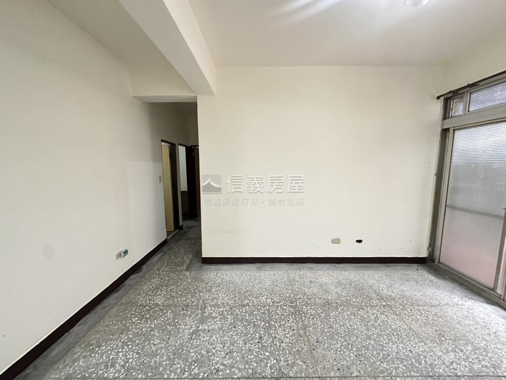 新店大坪林．漂亮靜巷一樓房屋室內格局與周邊環境