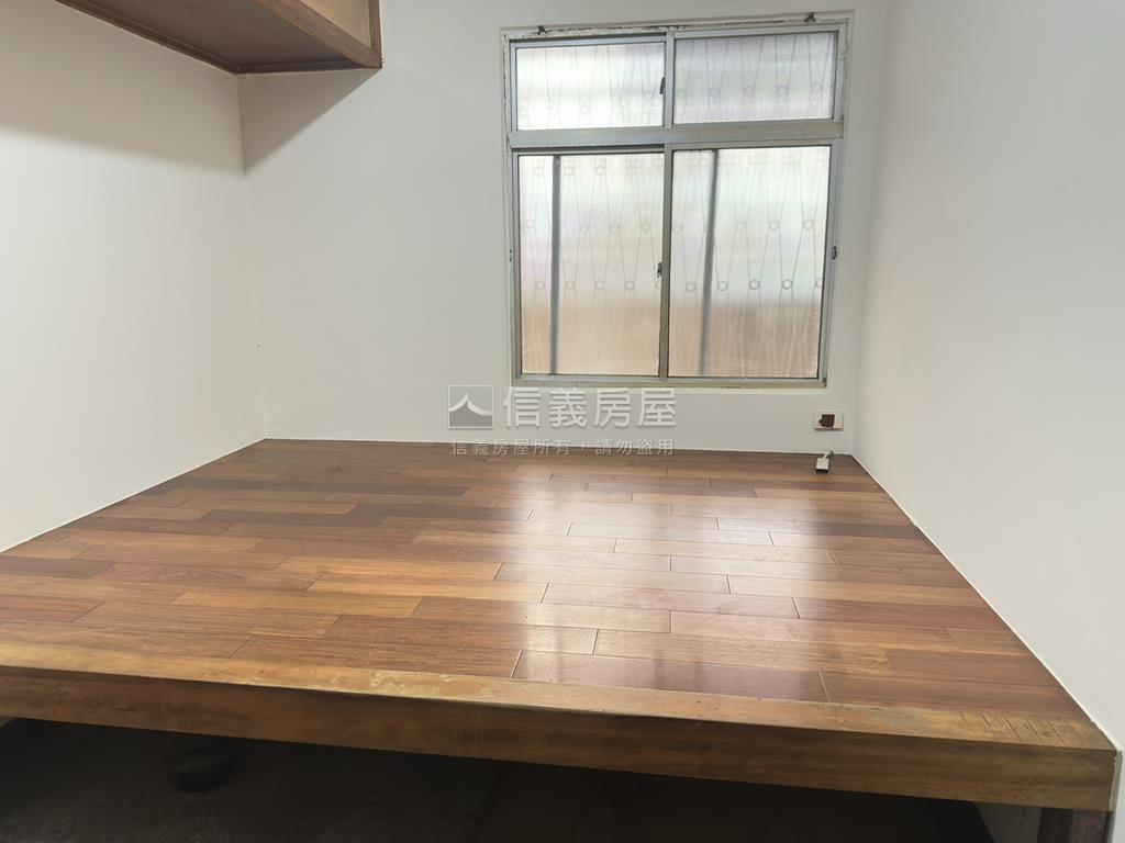 新店大坪林．漂亮靜巷一樓房屋室內格局與周邊環境