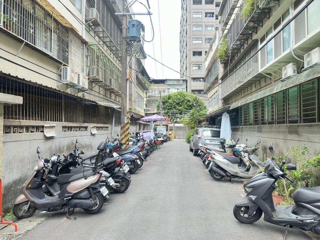 新店大坪林．漂亮靜巷一樓房屋室內格局與周邊環境