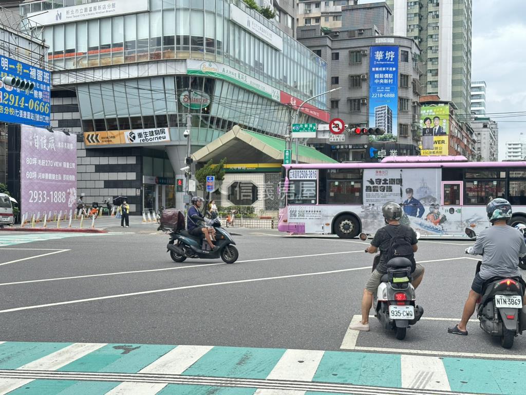 新店大坪林．漂亮靜巷一樓房屋室內格局與周邊環境