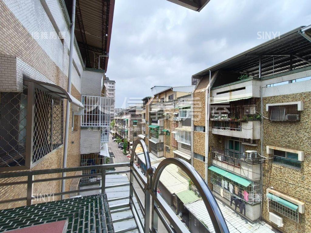 近永豐小北百貨屋況棒美寓房屋室內格局與周邊環境