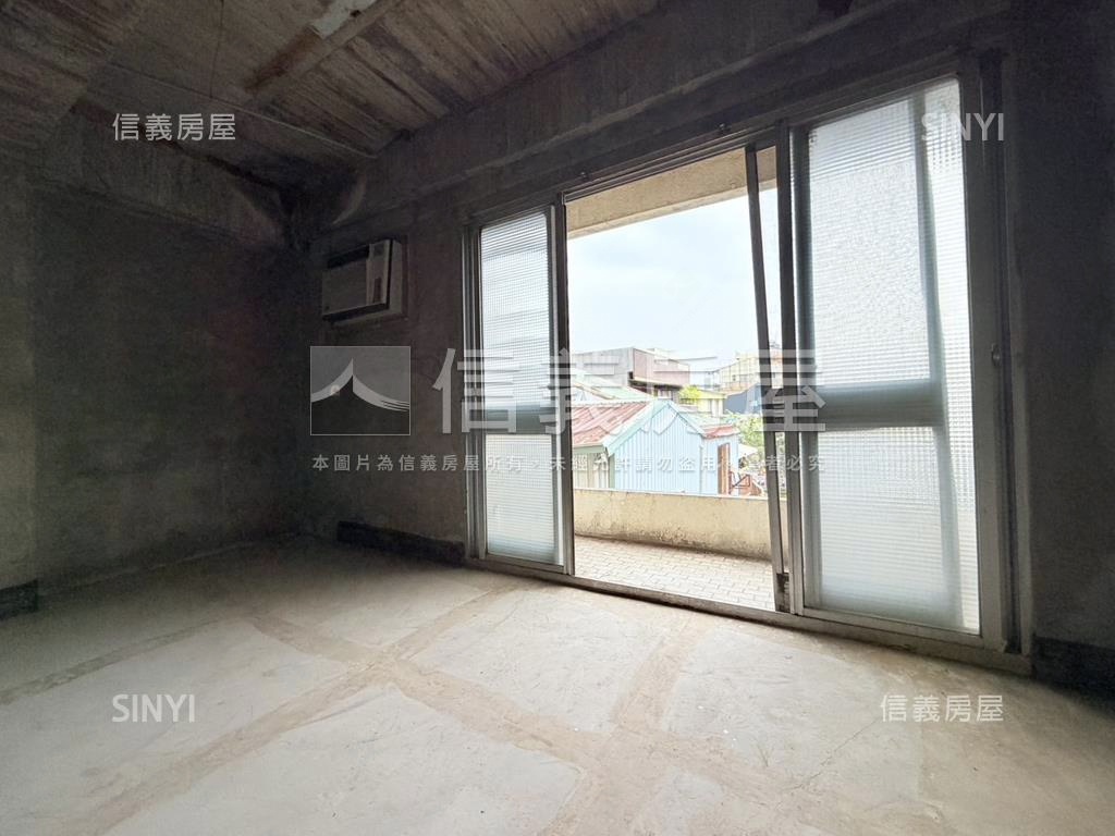 近藝文海安浪漫小屋房屋室內格局與周邊環境