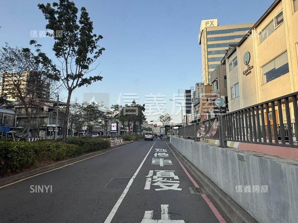 近藝文海安浪漫小屋房屋室內格局與周邊環境