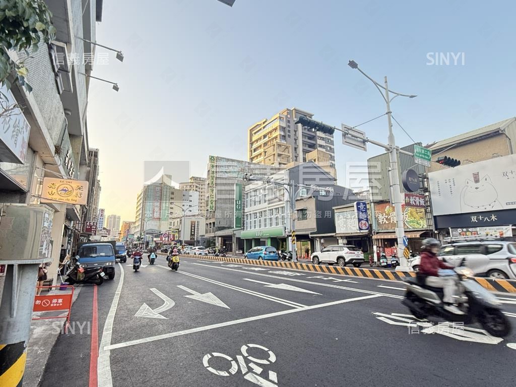 近藝文海安浪漫小屋房屋室內格局與周邊環境