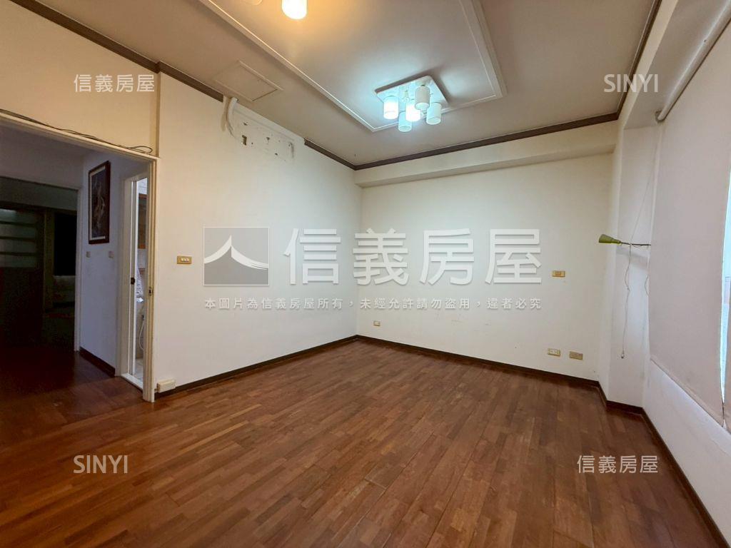 太子哈佛高樓邊間三房平車房屋室內格局與周邊環境