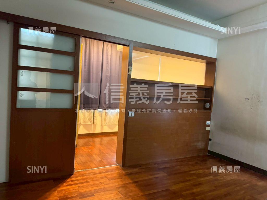 太子哈佛高樓邊間三房平車房屋室內格局與周邊環境