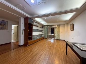 太子哈佛高樓邊間三房平車