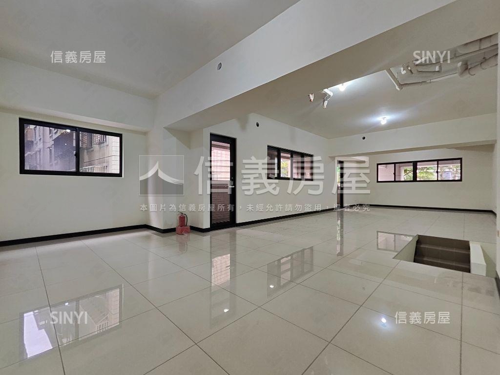 利舟荷悅大店面附平面車位房屋室內格局與周邊環境