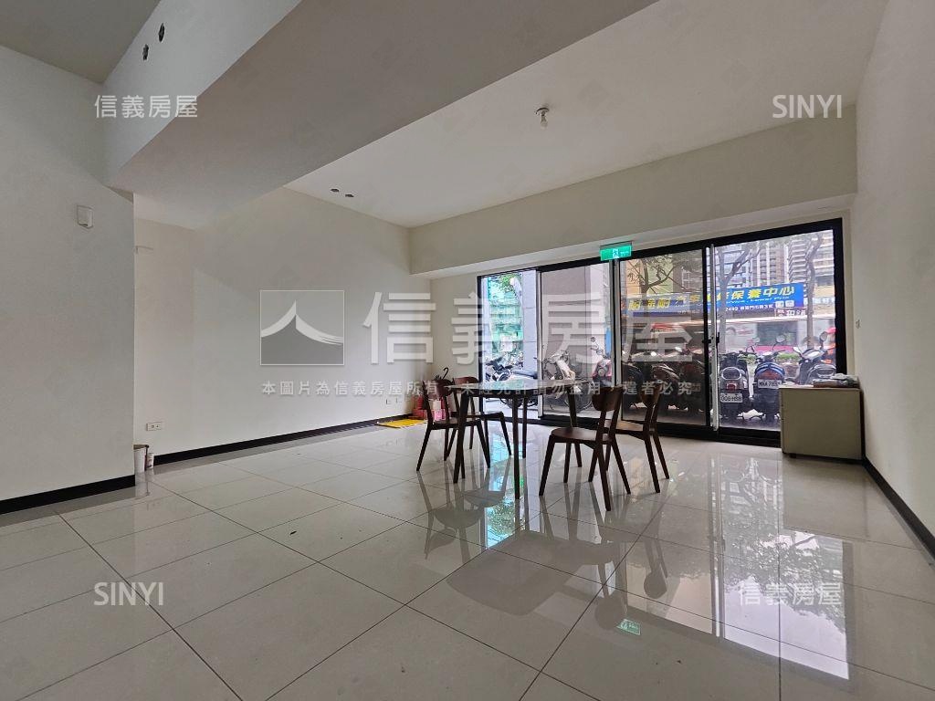 利舟荷悅大店面附平面車位房屋室內格局與周邊環境