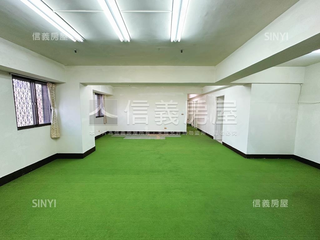 綠園道首排高樓四房平車房屋室內格局與周邊環境